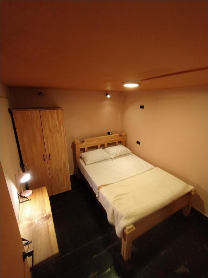 Casa Primavera Hostal ميديلين المظهر الخارجي الصورة